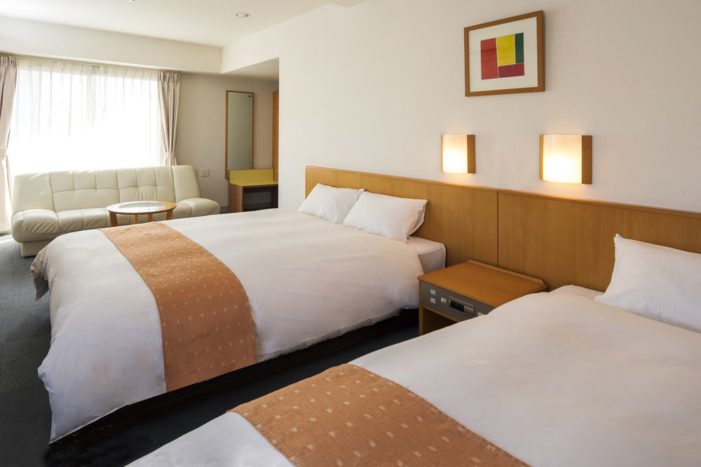 Chisun Inn Osaka Hommachi מראה חיצוני תמונה